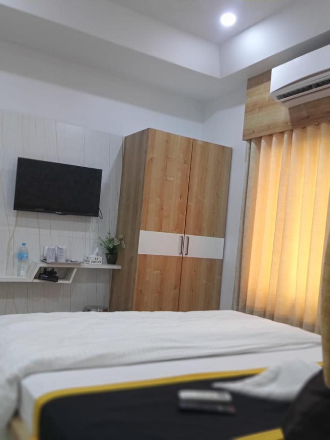 Hotel Fun City Navsari Zewnętrze zdjęcie