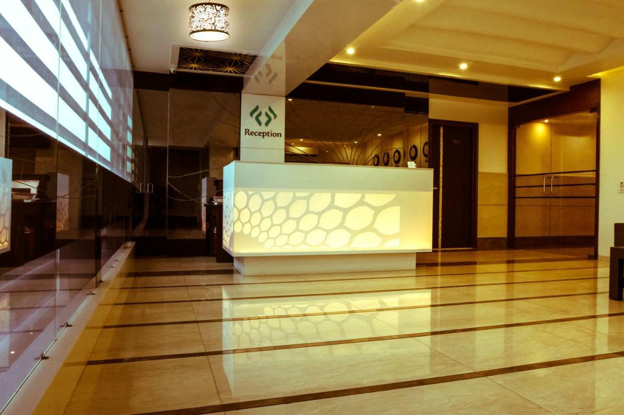 Hotel Fun City Navsari Zewnętrze zdjęcie
